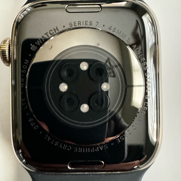 Apple Watch Series 7 Stainless Steel Gold 45mm - Picture 2 of 2